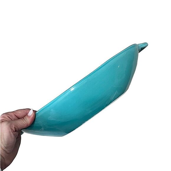 Maioliche Jessica Handmade Italian Oblong Serving Bowl – Tiffany Blue Turquoise - Picture 5 of 10